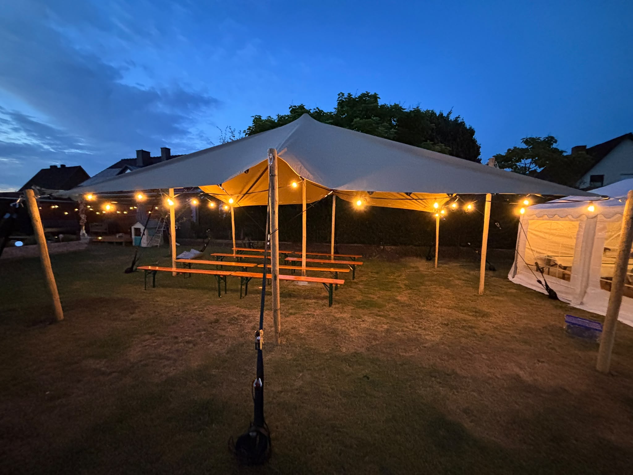 Stretchzelt 6x7,5 m